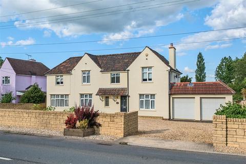 4 bedroom detached house for sale, Malmesbury Road, Chippenham