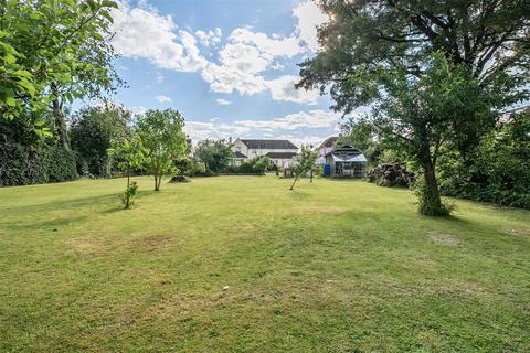 4 bedroom detached house for sale, Malmesbury Road, Chippenham