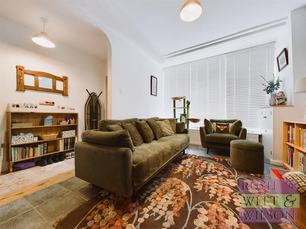 Bohemia Road, St. LeonardsOnSea 2 bed terraced house for sale £220,000
