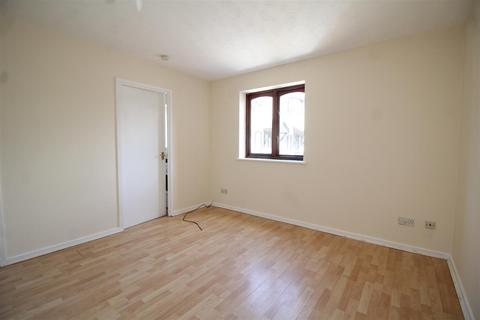 1 bedroom apartment to rent, Hadrians Court, Fletton, Peterborough