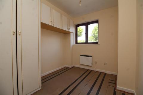 1 bedroom apartment to rent, Hadrians Court, Fletton, Peterborough