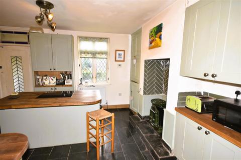 4 bedroom house for sale, High Street, Girton, Newark