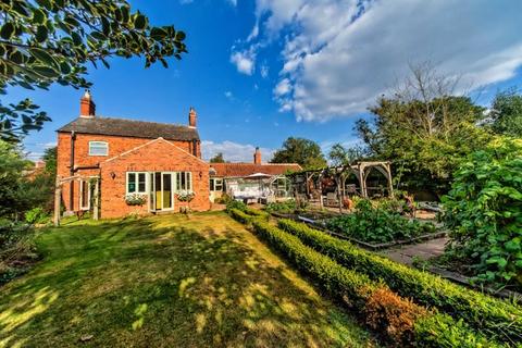 4 bedroom detached house for sale, High Street, Girton, Newark