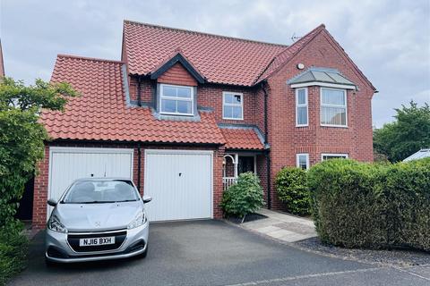 4 bedroom detached house for sale, Archers Field, Southwell