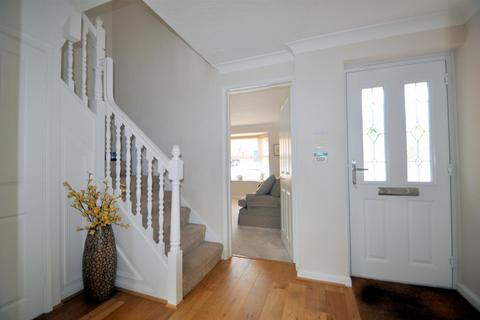 4 bedroom detached house for sale, Banner Way, Stone Cross, Pevensey