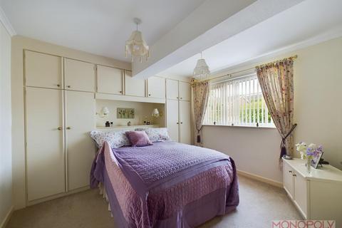2 bedroom detached bungalow for sale, Bieston Close, Wrexham