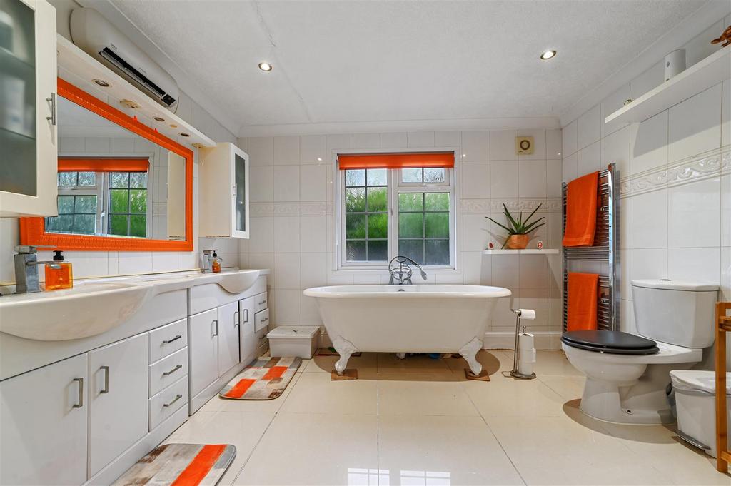 Annexe Bathroom