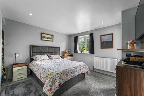 The Laurels Chapel Road, Beaumont, Clacton-on-sea, CO16 0AR