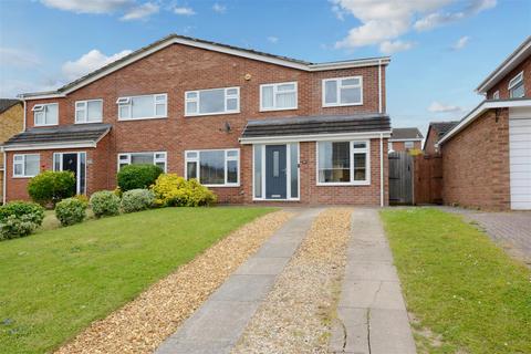 4 bedroom semi-detached house for sale, Boscobel Drive, Heath Farm, Shrewsbury