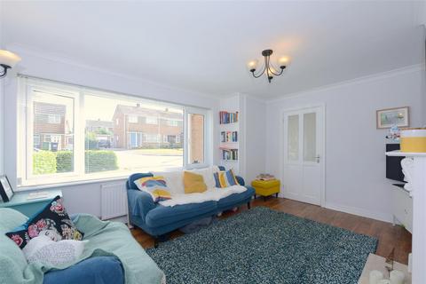 3 bedroom semi-detached house for sale, Burnell Close, Bayston Hill, Shrewsbury