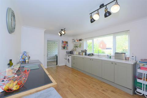 3 bedroom semi-detached house for sale, Burnell Close, Bayston Hill, Shrewsbury