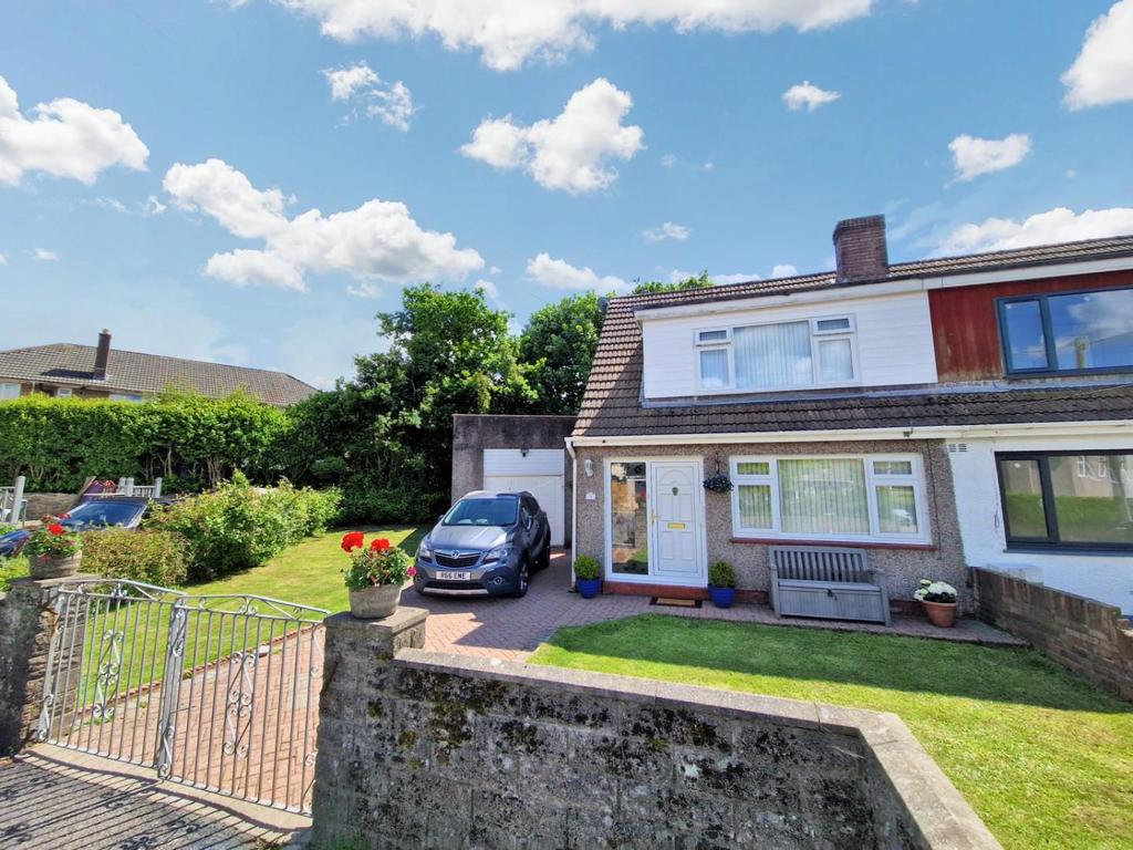 Park Place, Sarn, Bridgend 3 bed semidetached house for sale £225,000