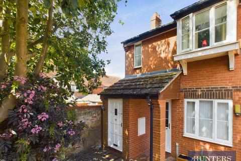 1 bedroom flat for sale, Royal Crescent Lane, Scarborough