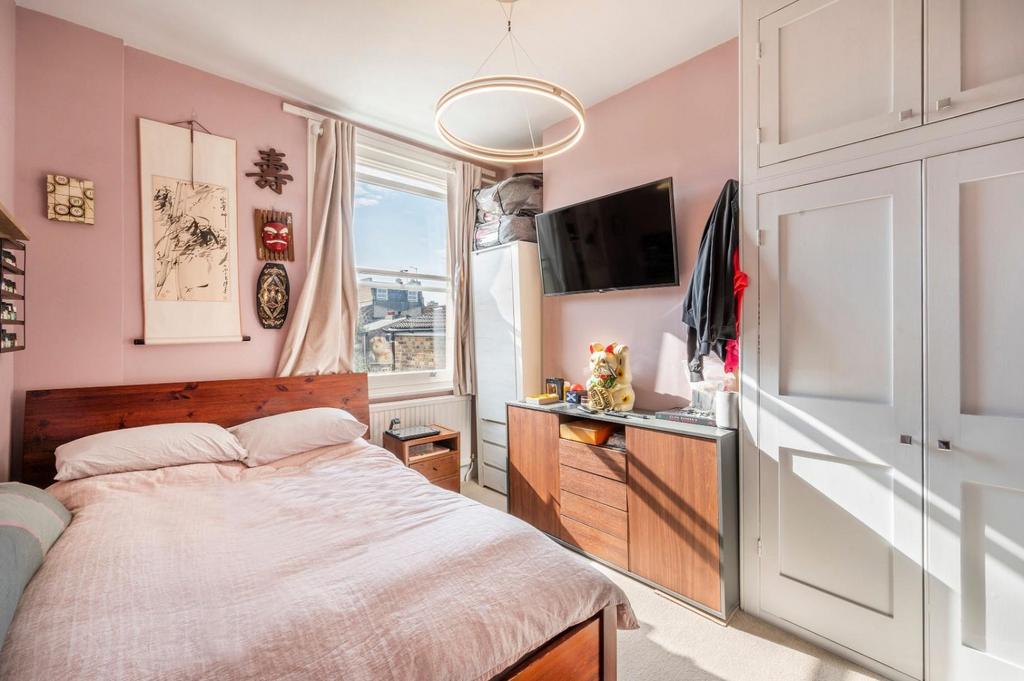 Bedroom(1).jpg