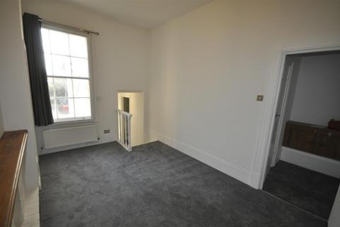 2 bedroom flat to rent, 91 London Road Cheltenham GL52 6HL