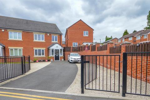 4 bedroom semi-detached house for sale, Skelwith Road, Sheffield, S4