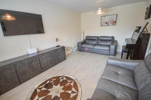 4 bedroom semi-detached house for sale, Skelwith Road, Sheffield, S4