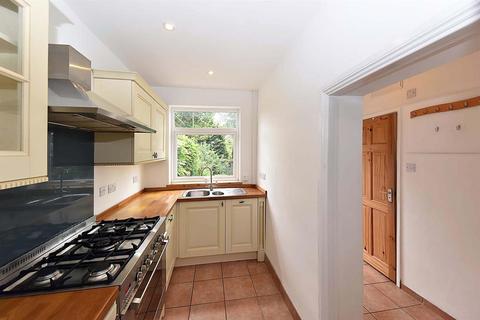 2 bedroom cottage to rent, Shrigley Road, Bollington, Macclesfield, Cheshire,  SK10 5RD