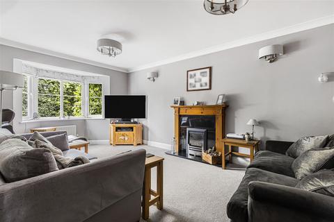 20 Blythe Way, Highfields Caldecote, Cambridge, CB23 7NR