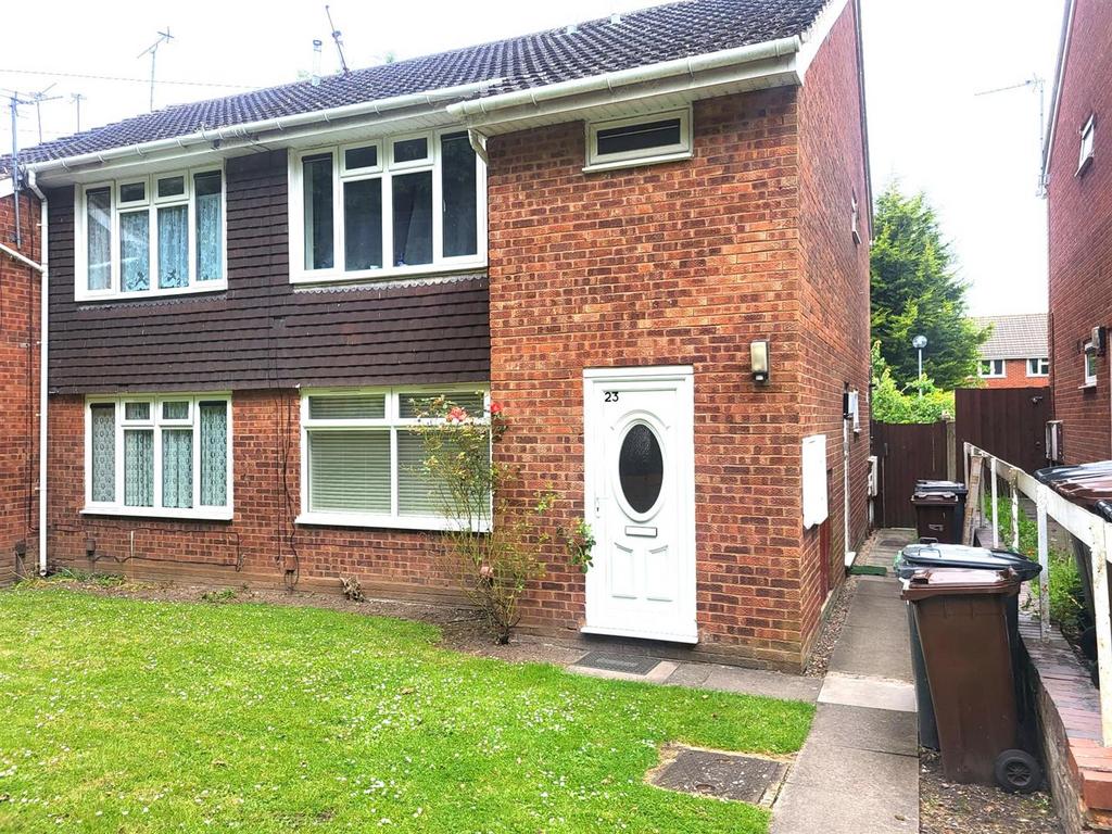 Flaxton Walk, Wolverhampton, WV6 0TZ 1 bed ground floor flat - £700 pcm ...