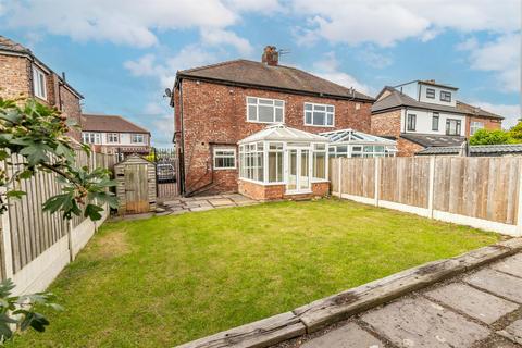 3 bedroom semi-detached house for sale, Merlyn Avenue, Sale