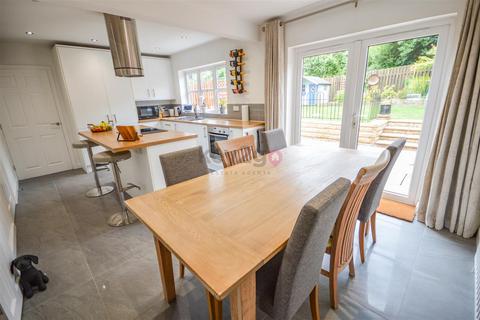 4 bedroom detached house for sale, Toll House Mead, Mosborough, Sheffield, S20