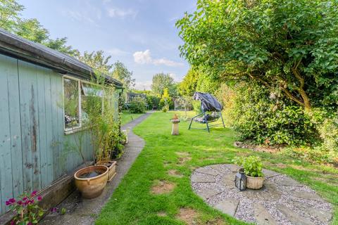 86 Ounsdale Road, Wombourne, Wolverhampton, WV5 8BH