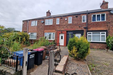 4 bedroom terraced house to rent, Barton Lane, Eccles, Manchester