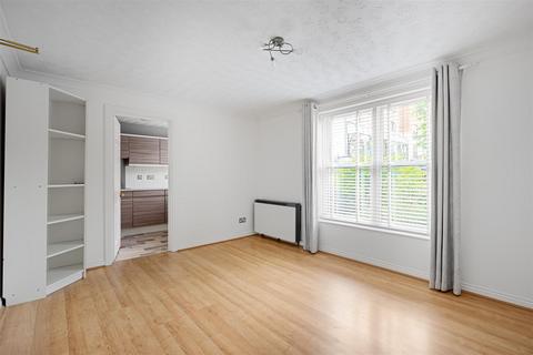 2 bedroom apartment for sale, Postern Close, York City Centre, YO23 1JF