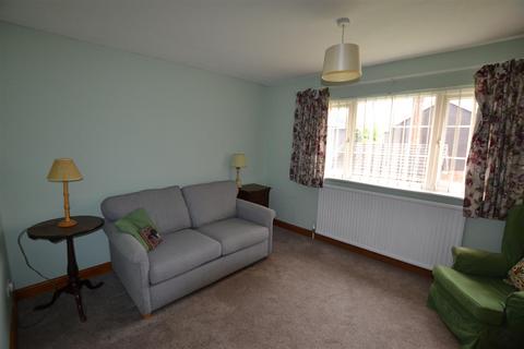 71 Bearcroft, Weobley, Hereford, HR4 8TD