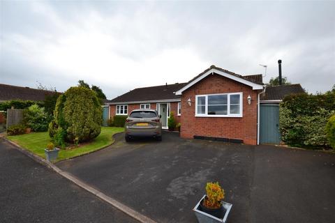 3 bedroom detached bungalow for sale, Oldwood