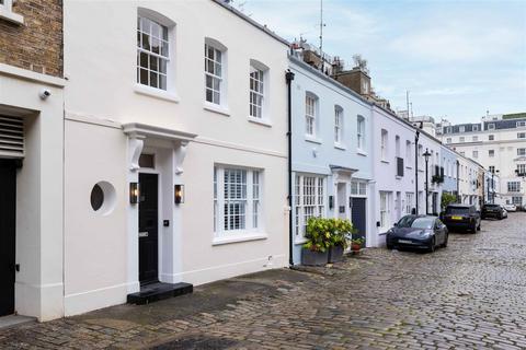 3 bedroom terraced house for sale, Eccleston Mews, London