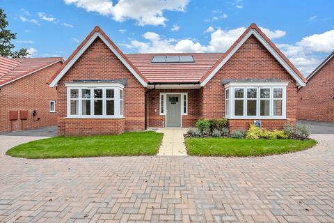 3 bedroom bungalow for sale, Plot 300, The Binyon at Elsenham Park, Crocus Drive, Elsenham CM22