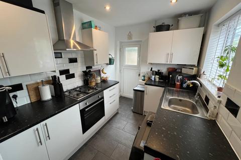 3 bedroom semi-detached house for sale, Broadfield Close Tonypandy - Tonypandy