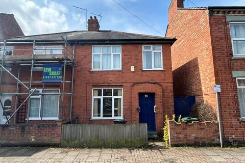 3 bedroom semi-detached house for sale, 28 Lower Cambridge Street, Loughborough, Leicestershire, LE11 1PH