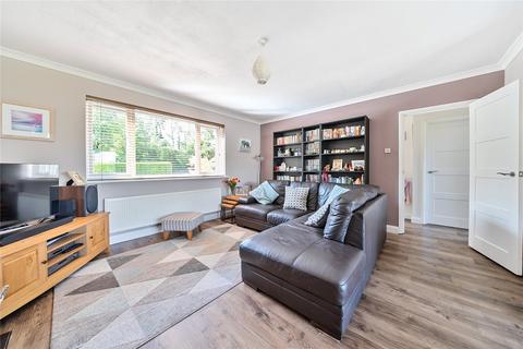 4 bedroom detached house for sale, Trumps Green Road, Surrey GU25