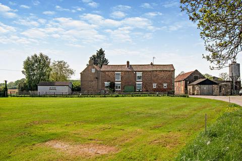 Farm for sale, Malton Road, Pickering YO18