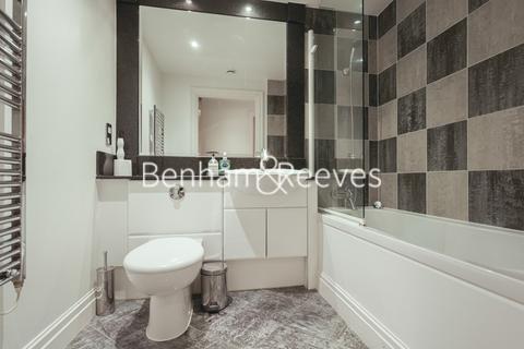 2 bedroom apartment to rent, The Boulevard, Fulham SW6