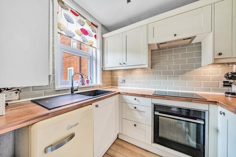 Flat 1, Oakley Lodge, 326 Brownhill Road, Catford, London, SE6 1AX