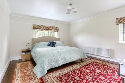 4 bedroom detached house for sale, Lynch Road, Farnham, Surrey, GU9