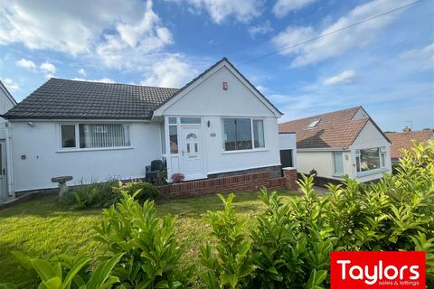 2 bedroom detached bungalow for sale, Windmill Road, Paignton