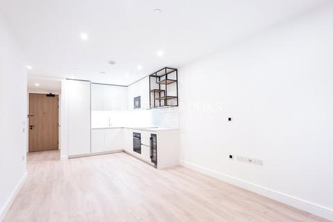 2 bedroom apartment to rent, Allium House, Grand Union, Wembley, HA0