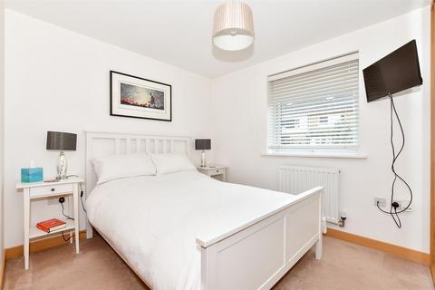 2 bedroom ground floor flat for sale, Olympia Way, Whitstable, Kent