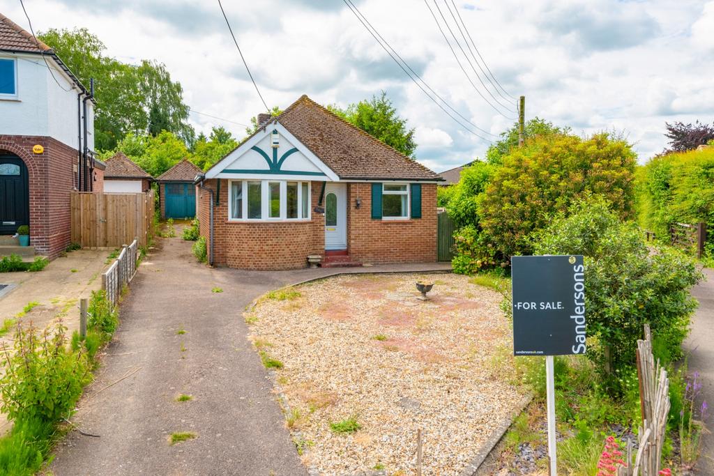 Ashford Road 2 bed detached house for sale £325,000