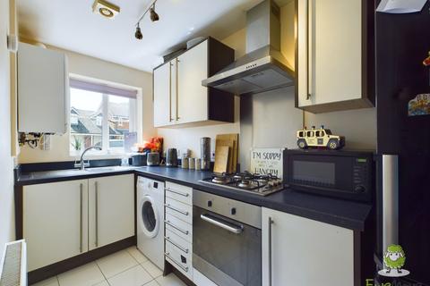 2 bedroom ground floor flat for sale, Eason Grove, Crewe CW2