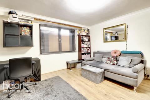 1 bedroom flat for sale, Gordon Place, SOUTHEND-ON-SEA