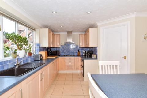 4 bedroom detached house for sale, Goldings Close, Kings Hill, West Malling, Kent