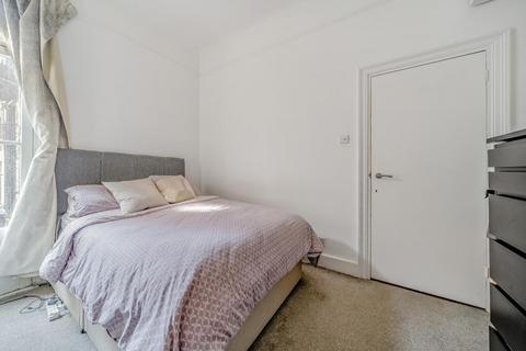 2 bedroom flat for sale, Priory Park Road, Queens Park