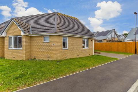 2 bedroom semi-detached bungalow for sale, Woodland View, Ryde, Isle of Wight