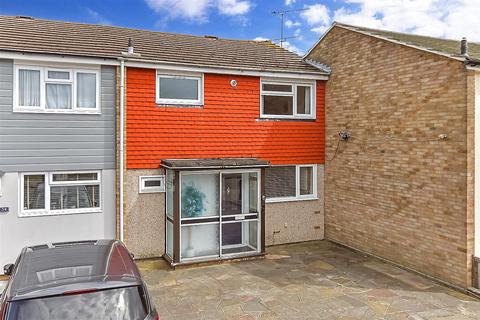 2 bedroom terraced house for sale, Peterborough Way, Basildon, Essex